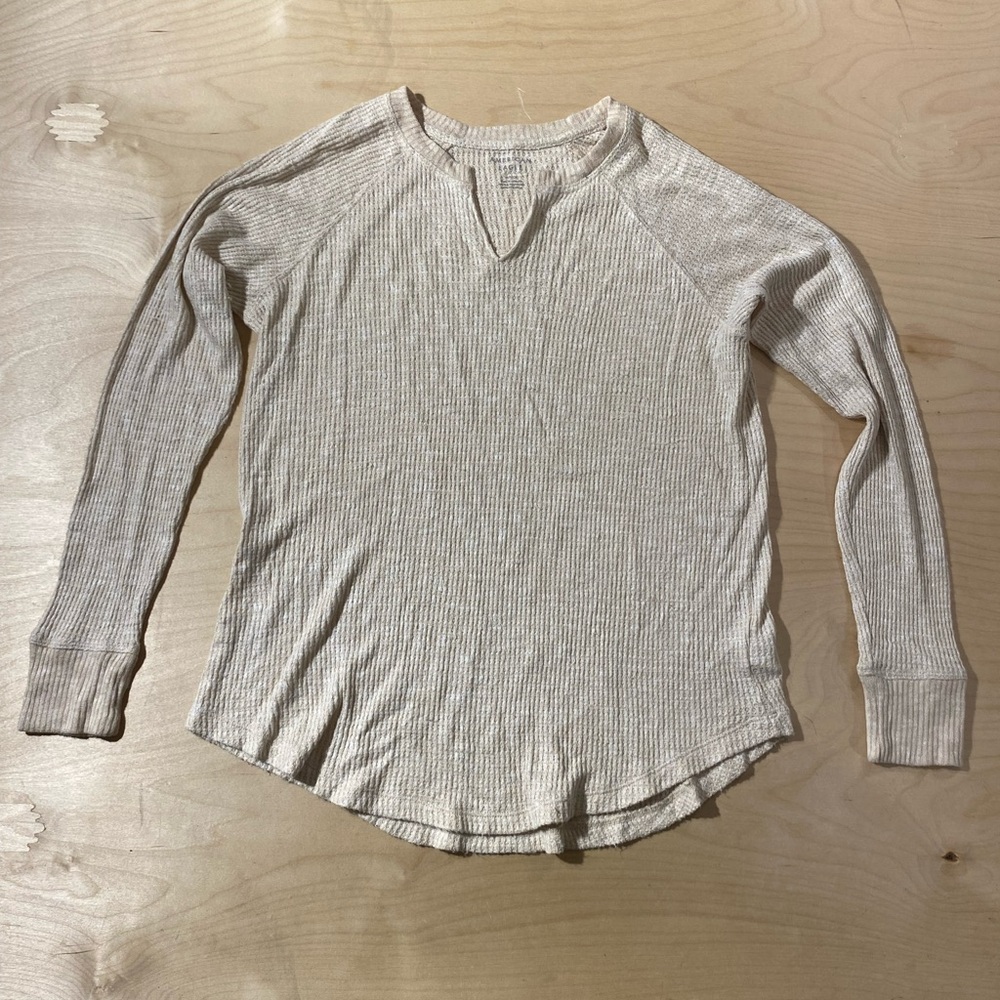 American Eagle Outfitters Cream Long Sleeve Top Small (DY)